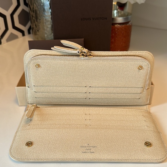 Louis Vuitton Zippy Damir Azur Canvas Insolite Wallet - Picture 7 of 11